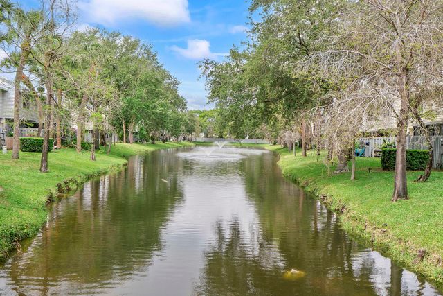 185 SW 3rd Street, Pompano Beach, FL 33060