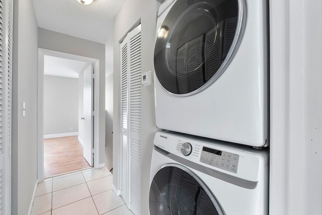 185 SW 3rd Street, Pompano Beach, FL 33060