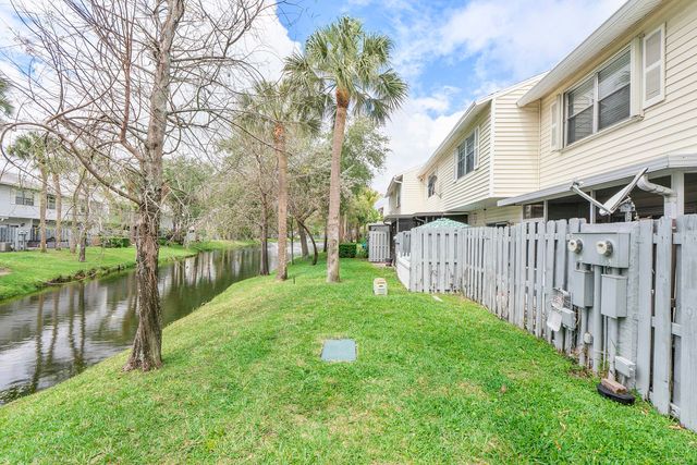 185 SW 3rd Street, Pompano Beach, FL 33060