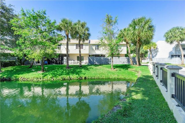 185 SW 3rd Street, Pompano Beach, FL 33060