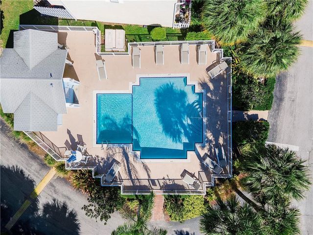 185 SW 3rd Street, Pompano Beach, FL 33060