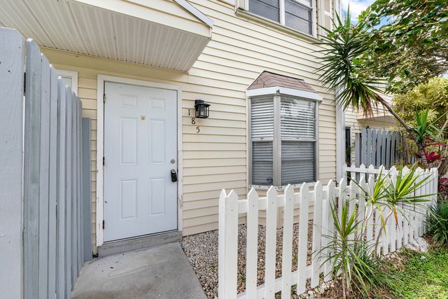 185 SW 3rd Street, Pompano Beach, FL 33060