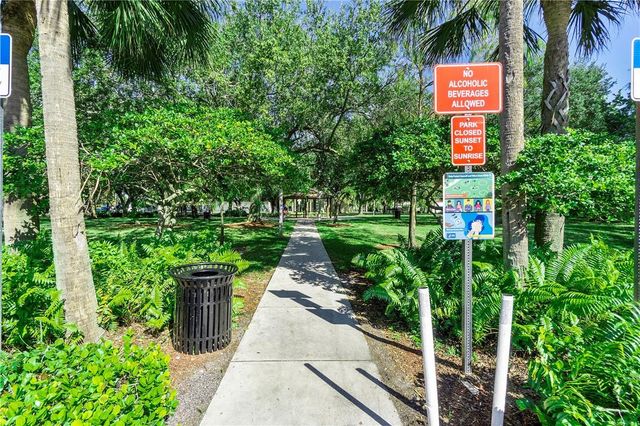 185 SW 3rd Street, Pompano Beach, FL 33060