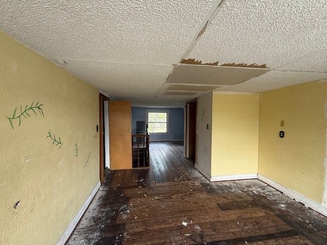 950 W Bonham Avenue, Cooper, TX 75432