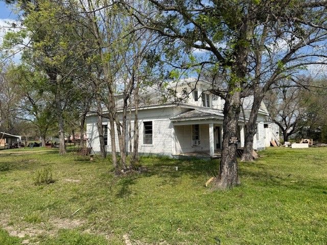 950 W Bonham Avenue, Cooper, TX 75432