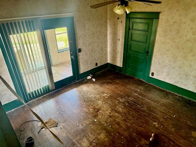 950 W Bonham Avenue, Cooper, TX 75432