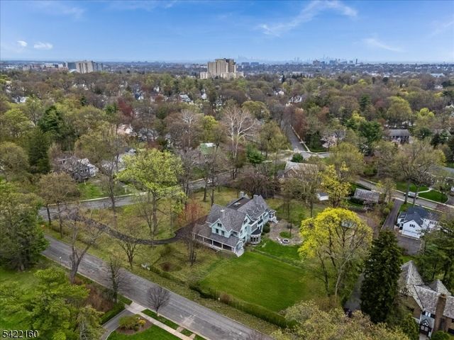 206 Montrose Ave, South Orange Village Twp., NJ 07079