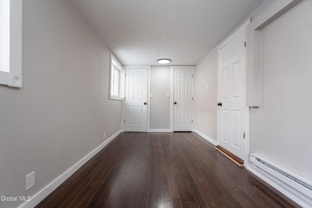 594 6th Avenue, Troy, NY 12182