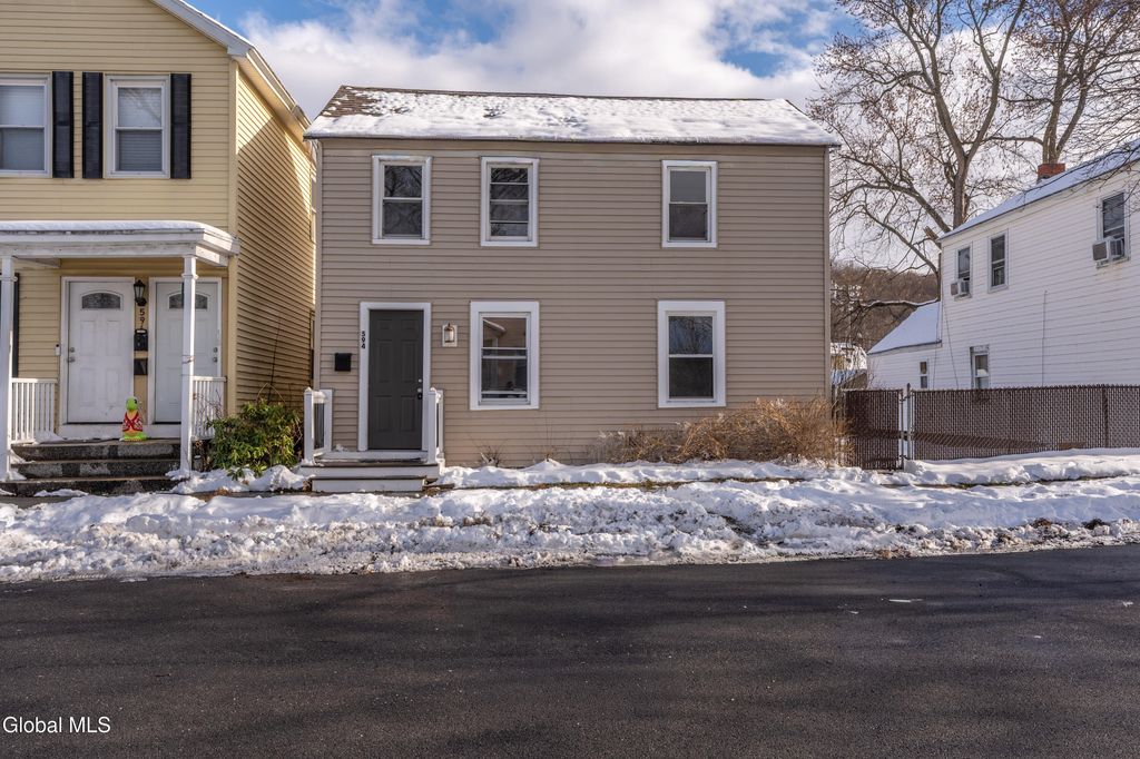 594 6th Avenue, Troy, NY 12182