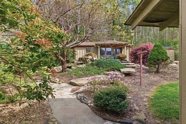 6203 Airport Road, Andrews, NC 28901
