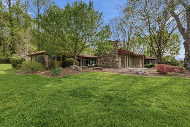 6203 Airport Road, Andrews, NC 28901