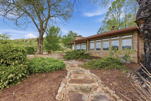 6203 Airport Road, Andrews, NC 28901
