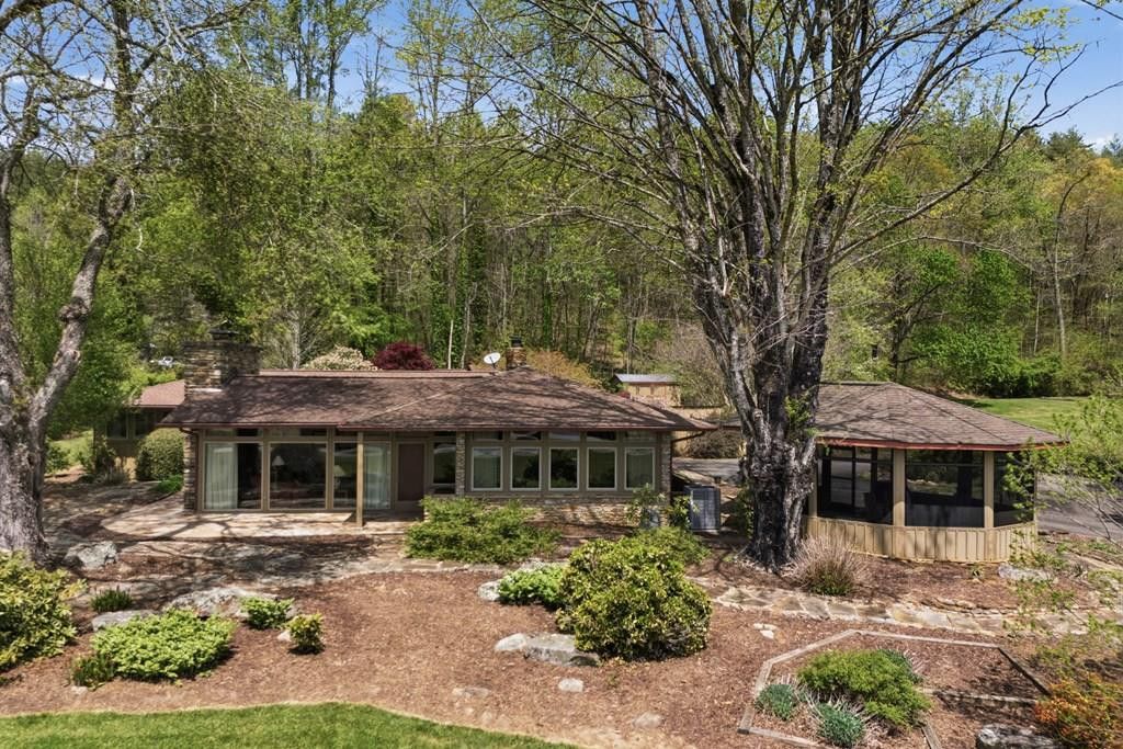 6203 Airport Road, Andrews, NC 28901