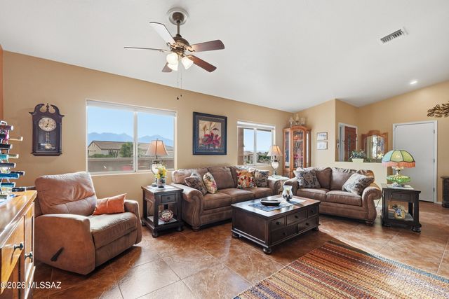 4130 S Via De Febrero, Green Valley, AZ 85622