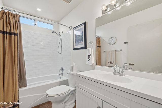 4130 S Via De Febrero, Green Valley, AZ 85622