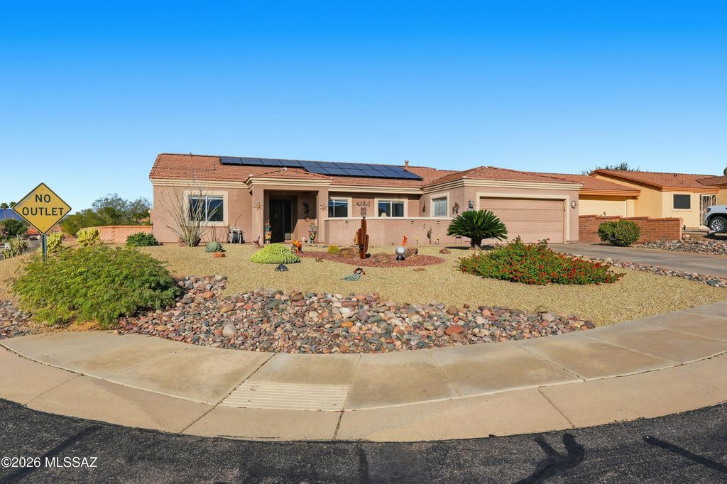 4130 S Via De Febrero, Green Valley, AZ 85622