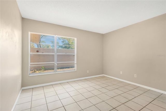 3206 SHADY GLEN CIRCLE, Tampa, FL 33618