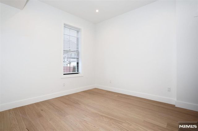 45 E Palisade Avenue 1A, Englewood, NJ 07631