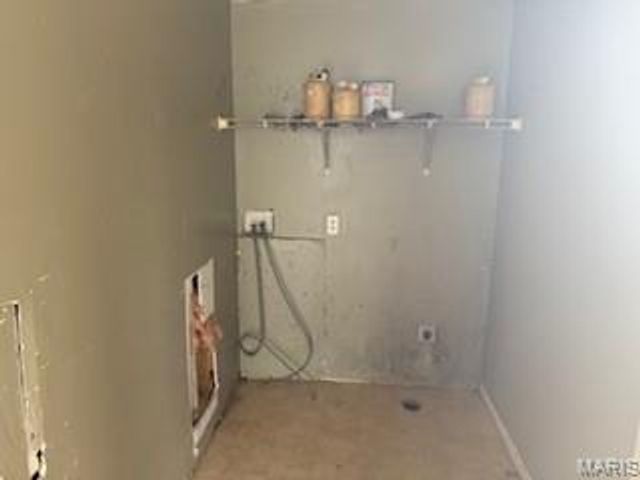 401 Julie Court, Elsberry, MO 63343