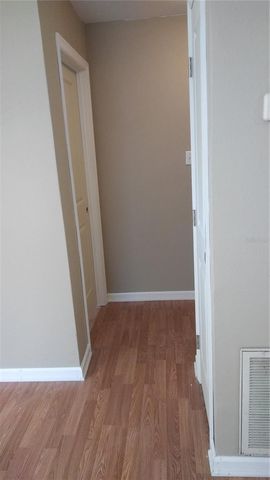 910 9TH AVENUE SW, Largo, FL 33770