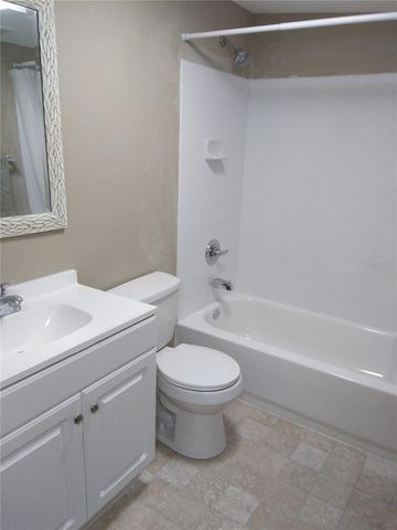 910 9TH AVENUE SW, Largo, FL 33770