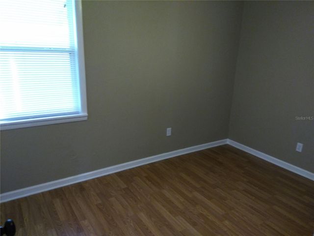 910 9TH AVENUE SW, Largo, FL 33770