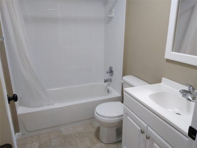 910 9TH AVENUE SW, Largo, FL 33770