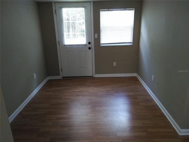 910 9TH AVENUE SW, Largo, FL 33770