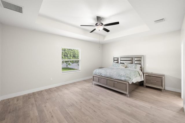 2094 SW CAPEADOR Street, Port St. Lucie, FL 34953