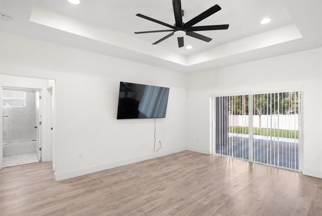 2094 SW CAPEADOR Street, Port St. Lucie, FL 34953