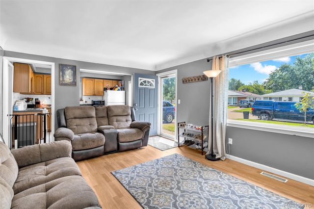 12030 Arcola Street, Livonia, MI 48150