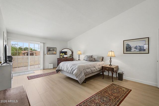 8421 S KENWOOD Lane, Tempe, AZ 85284