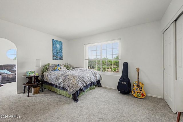 8421 S KENWOOD Lane, Tempe, AZ 85284