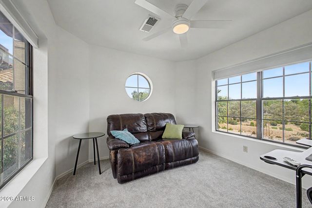 8421 S KENWOOD Lane, Tempe, AZ 85284