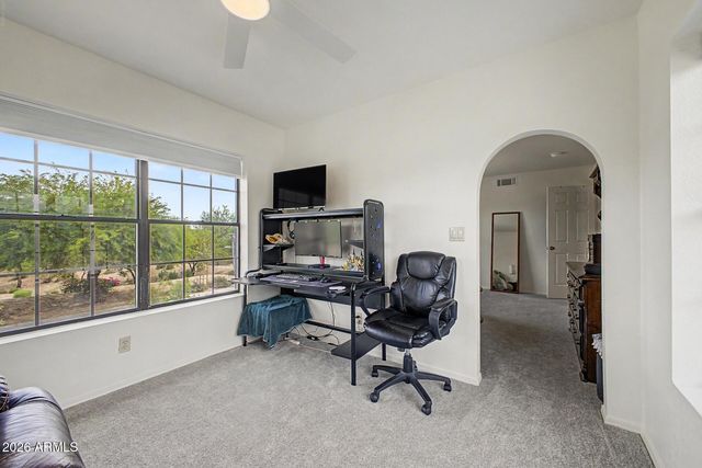 8421 S KENWOOD Lane, Tempe, AZ 85284