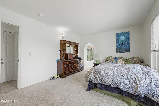 8421 S KENWOOD Lane, Tempe, AZ 85284