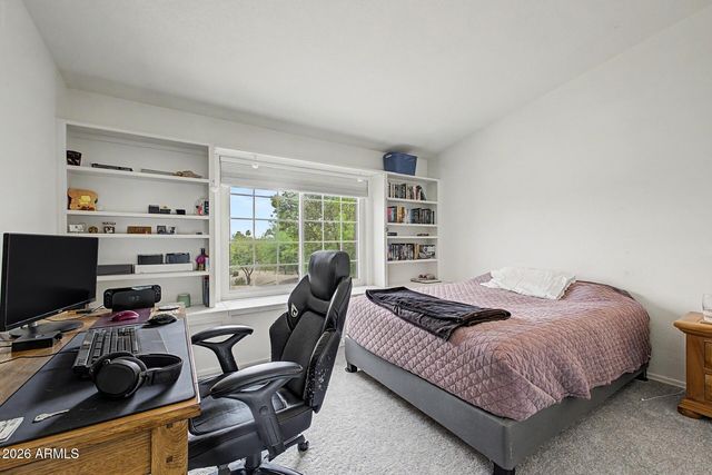 8421 S KENWOOD Lane, Tempe, AZ 85284