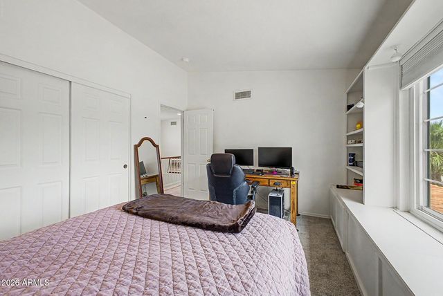 8421 S KENWOOD Lane, Tempe, AZ 85284