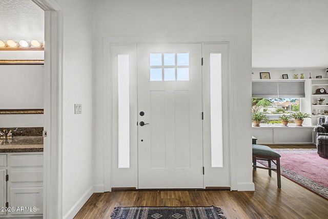 8421 S KENWOOD Lane, Tempe, AZ 85284