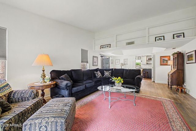 8421 S KENWOOD Lane, Tempe, AZ 85284