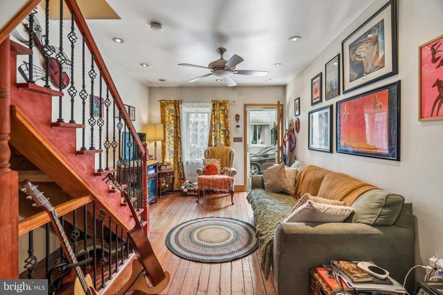 419 E FLORA ST, Philadelphia, PA 19125