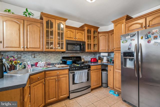 419 E FLORA ST, Philadelphia, PA 19125
