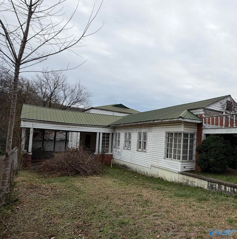 .54 SW Grand Avenue, Fort Payne, AL 35967