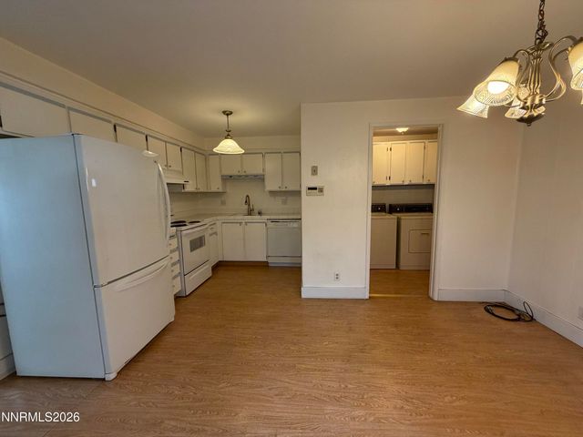 960 Cherry Tree Drive 1, Sparks, NV 89434