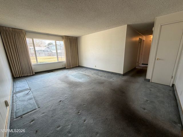 960 Cherry Tree Drive 1, Sparks, NV 89434