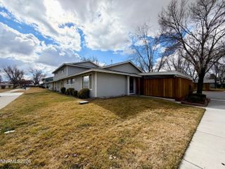 960 Cherry Tree Drive 1, Sparks, NV 89434