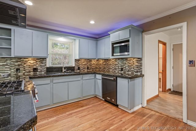 5414 S Madison Avenue, Tulsa, OK 74105