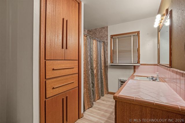 5414 S Madison Avenue, Tulsa, OK 74105