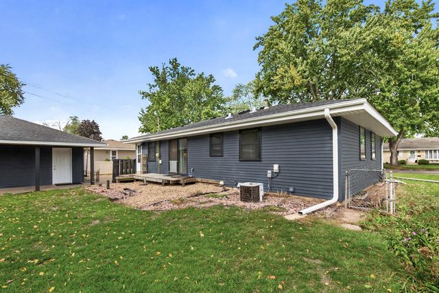 1636 14th Avenue, Saint Paul Park, MN 55071