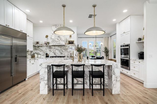 33 Calle La Reina, Rancho Mirage, CA 92270